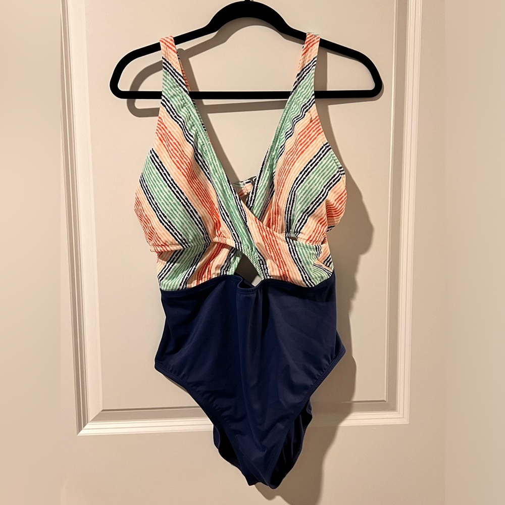 Beach Betty by Miracle Brands Criss-Crossed One Piece Bathing Suit